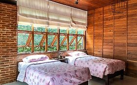 Tha Ma-O Bouteak Homestay - Self Check-In