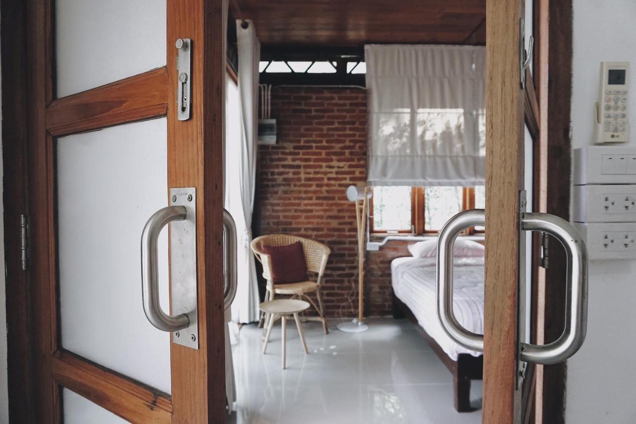Tha Ma-O Bouteak Homestay - Self Check-In Lampang Exterior foto
